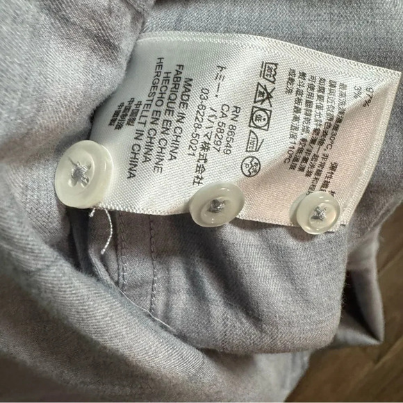 TOMMY BAHAMA Long Sleeve Button Front Shirt in Raincloud Ombre Stripe Size Large - Picture 6 of 6